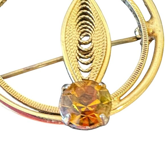 Vintage Gold Double Circle Brooch Leaf Filigree Design Amber Rhinestone 1.25in - Picture 2 of 14